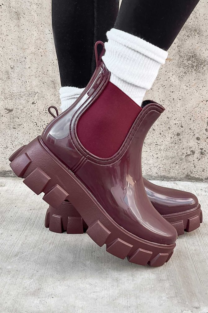 Doorbuster Walking In The Rain Lug Sole Chelsea Rain Boots (Burgundy P ?? NanaMacs - Image 3
